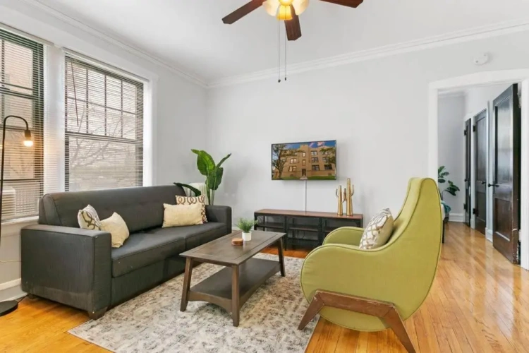 1 Bedroom Apartment