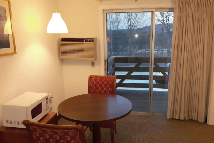 Standard Quadruple room with balcony