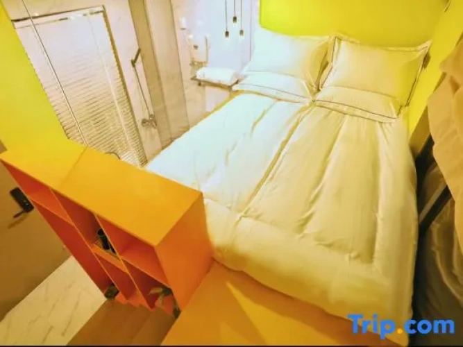 Standard room with sunset view