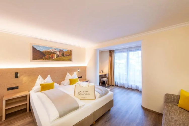 Standard Triple room with balcony