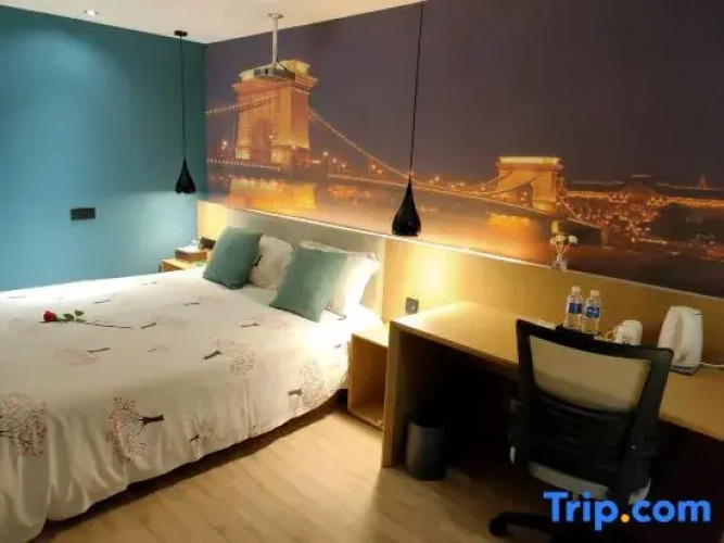 Jingjiang Melinik Hotel