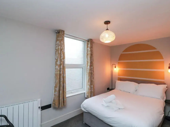 Apt 8 @ Hunter's Quay