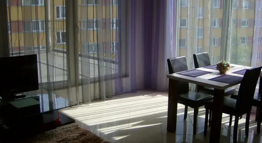 BlackBerry Apartment