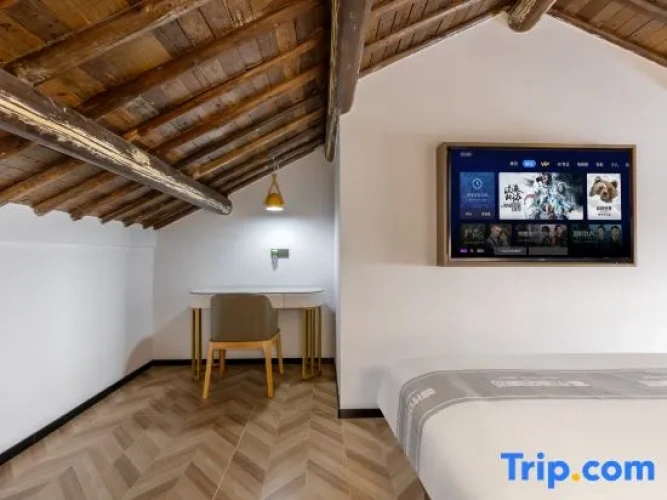 Executive Family Duplex Suite