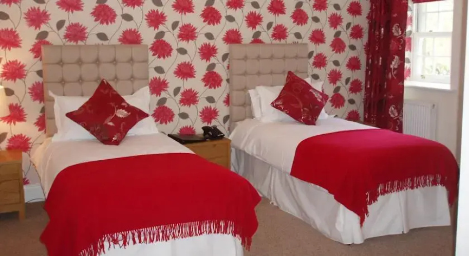 Holystone Lodge