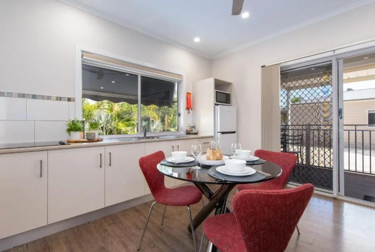 2 Bedrooms Villa