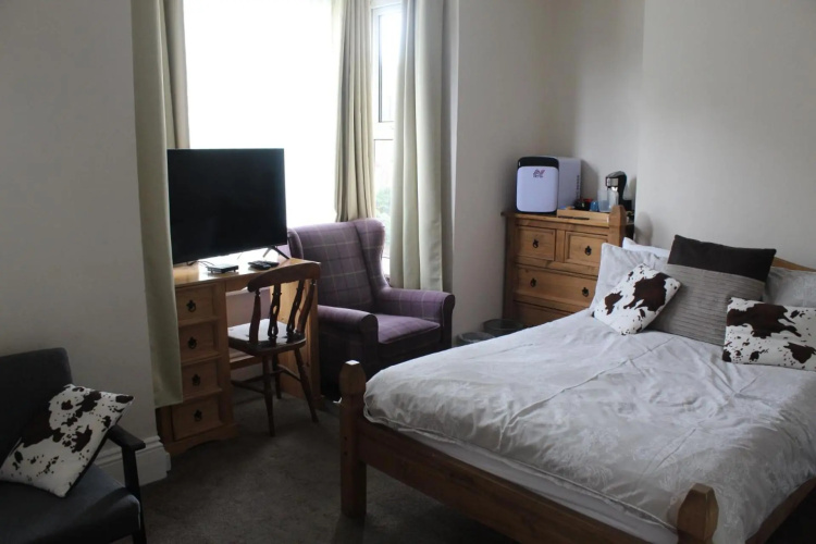 Oakwell Guest House
