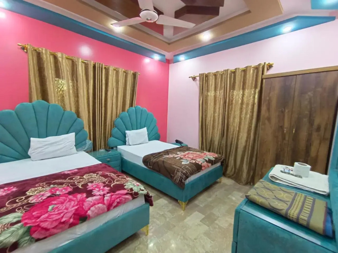 Karachi Motel
