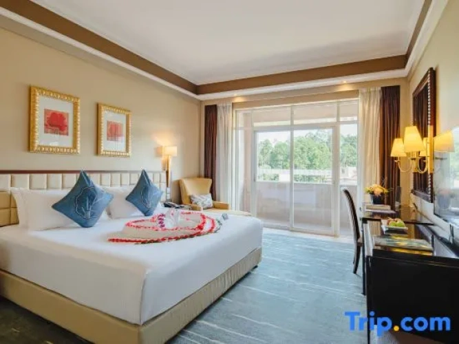 Executive Double Suite with balcony