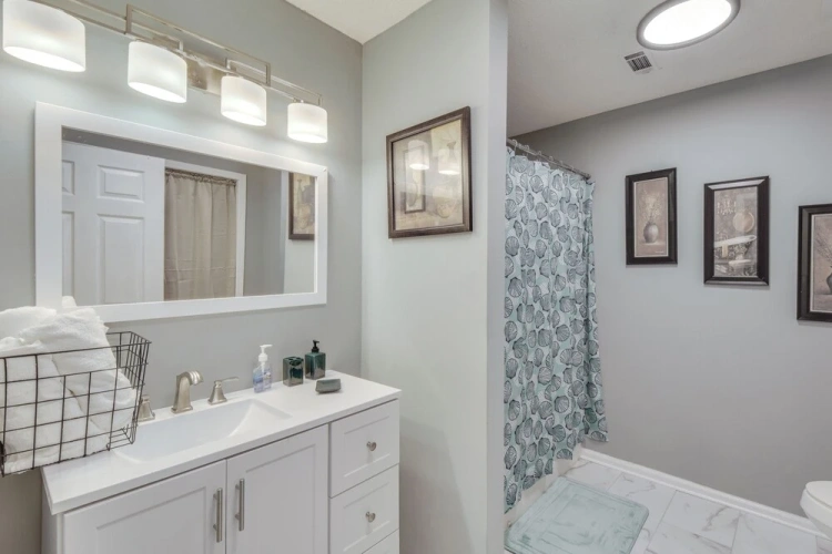 4 Bedrooms Cottage