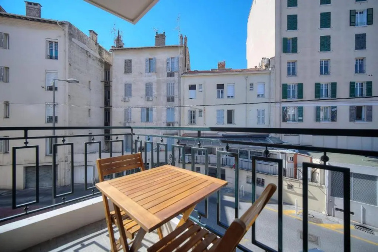 IMMOGROOM - Renovated apartment - Terrace - AC