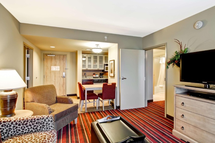 2 Bedrooms Suite