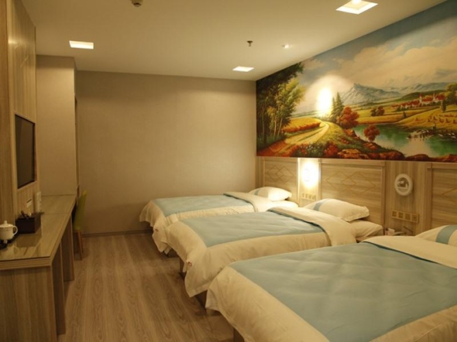 Standard Triple room