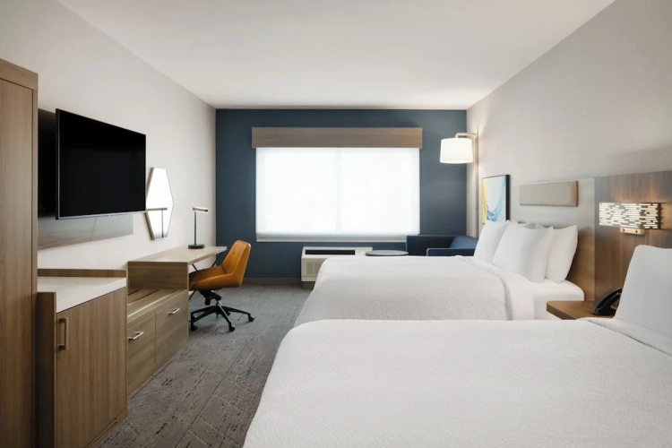 Quadruple Suite