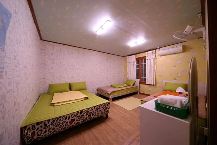 Standard Quadruple room