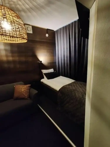 Classic Single room with city view