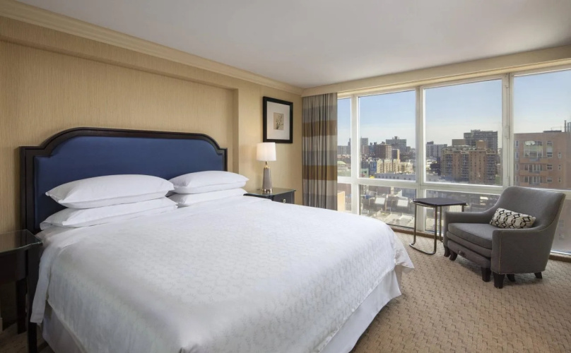 Sheraton LaGuardia East Hotel