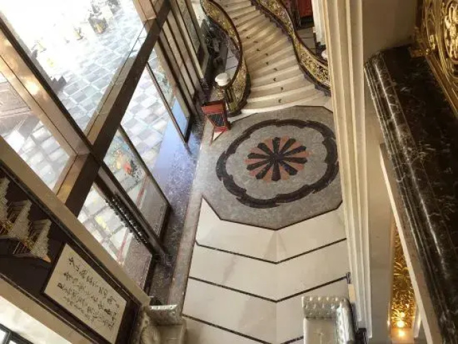 Phoenix Hotel