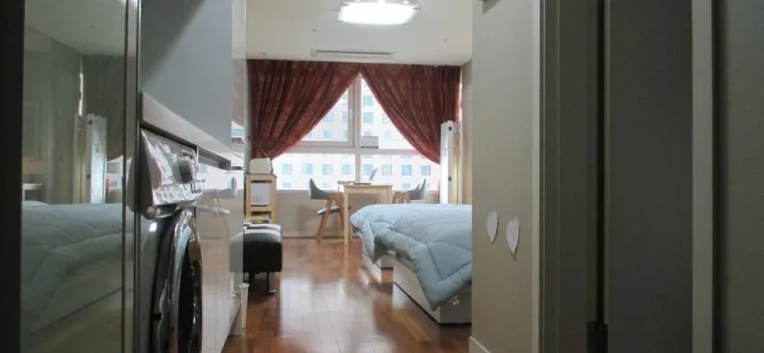 Gwanghwamun Luxury Studio Condo