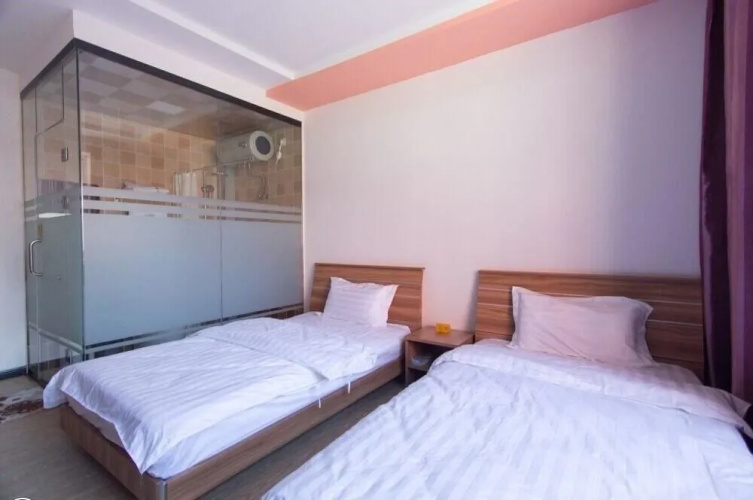 Linjiang One Plus One Inn