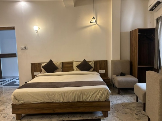 Superior room