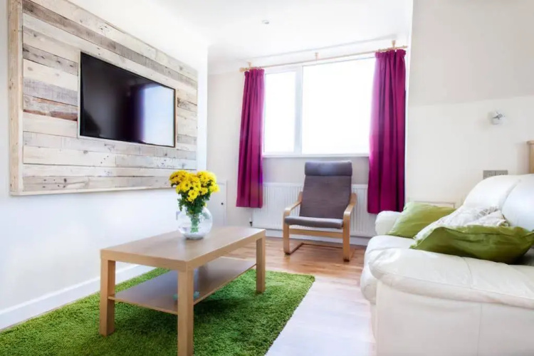 Kernow Trek Lodge