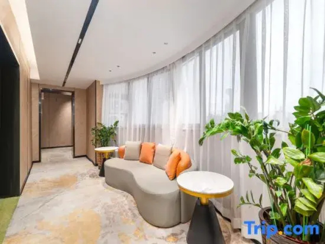 Trust Hotel (Shenzhen Convention and Exhibition Center)