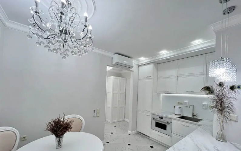 Designer Apartments near Dana Mall