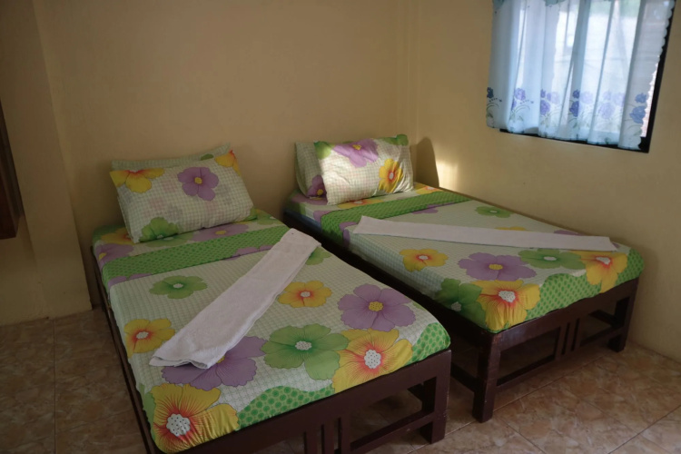 Golden Sam Resort