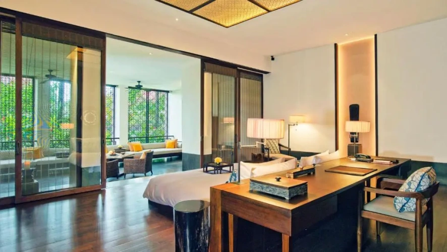 1 Bedroom Double Suite Garden View