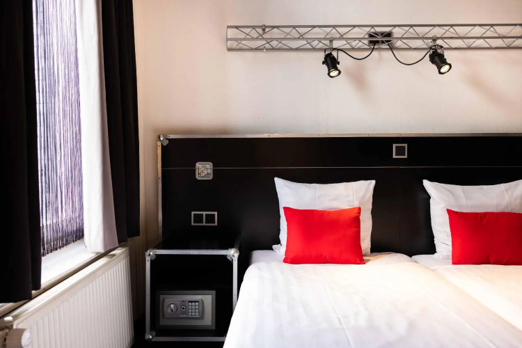 Backstage Hotel Amsterdam