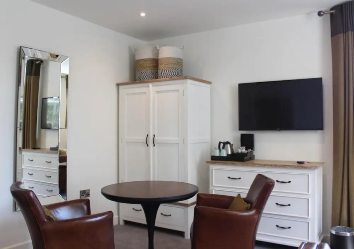 Standard Quadruple Family room