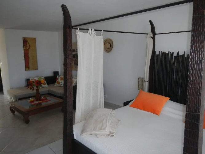 Orient Bay Beach Studio