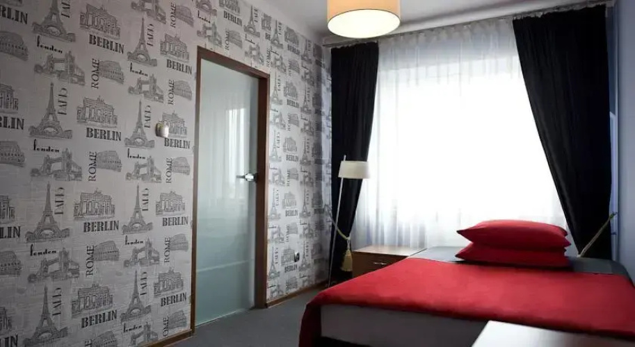 Hotel KORONA