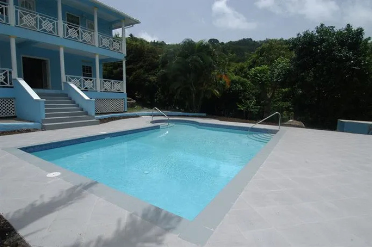 Heliconia House