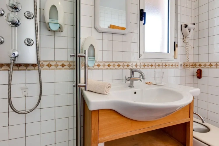 1 Bedroom Standard Apartment with pool view