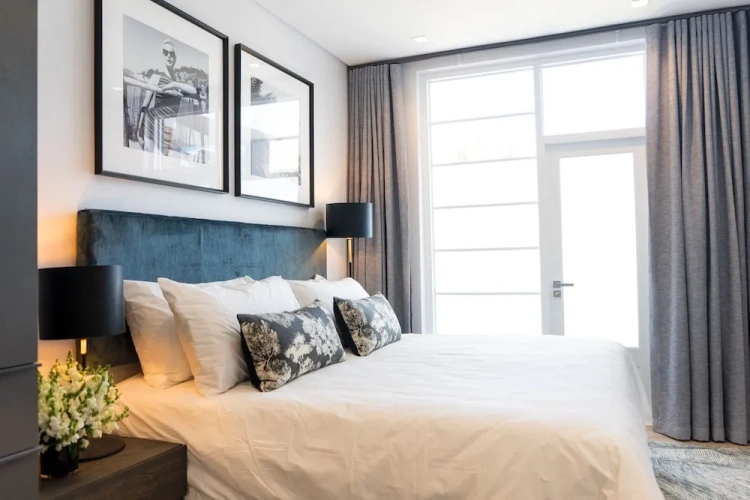 2 Bedrooms Apartment