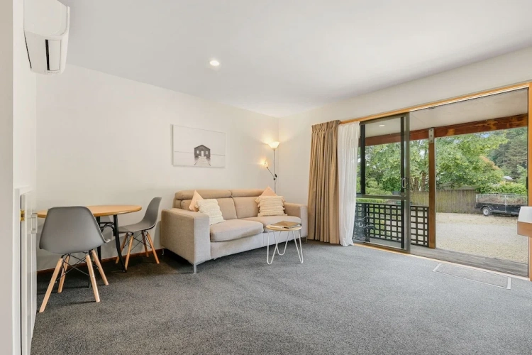 1 Bedroom Standard Suite