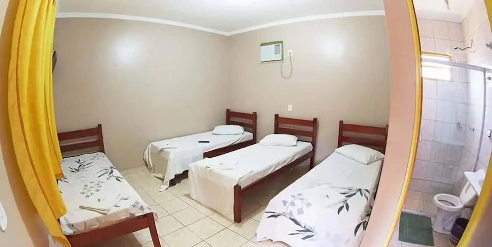 Standard Quadruple Suite