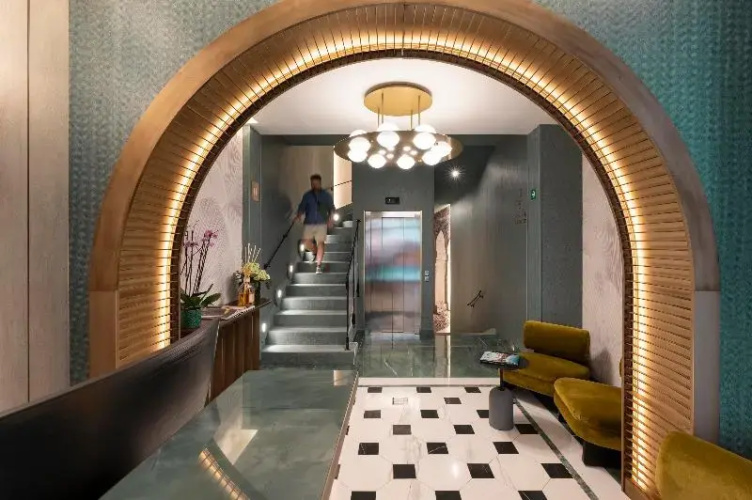 Jerome Hotel