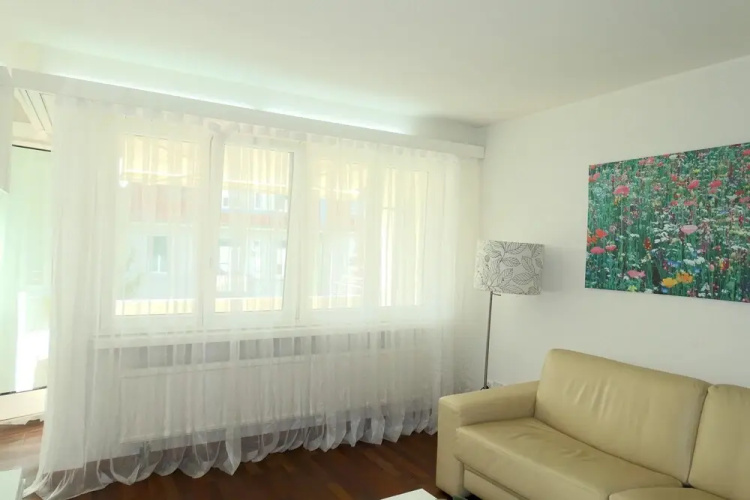 Stylish with Amazing Natural Light & Pocket WIFI