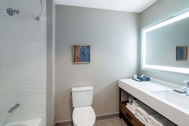 La Quinta Inn & Suites by Wyndham Nashville Downtown/Stadium photo 10