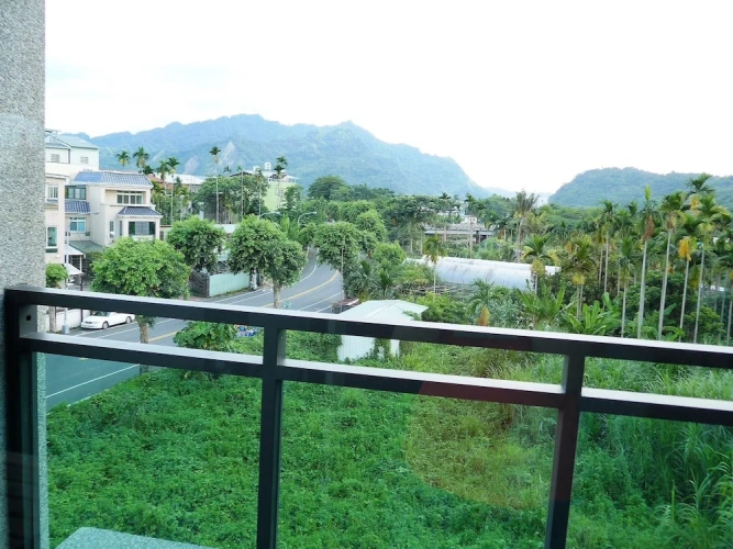1 Bedroom Premier Double room with balcony and with city view