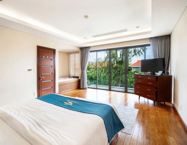 Deluxe Villa