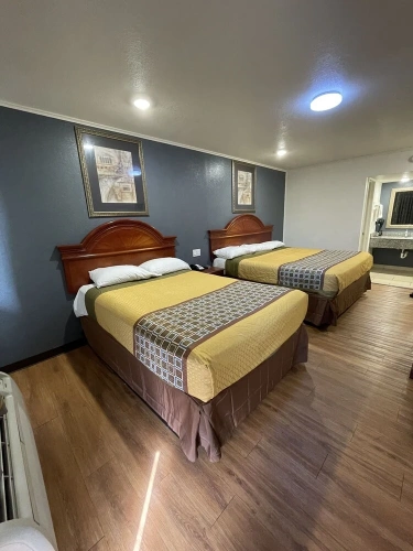 Deluxe Quadruple room