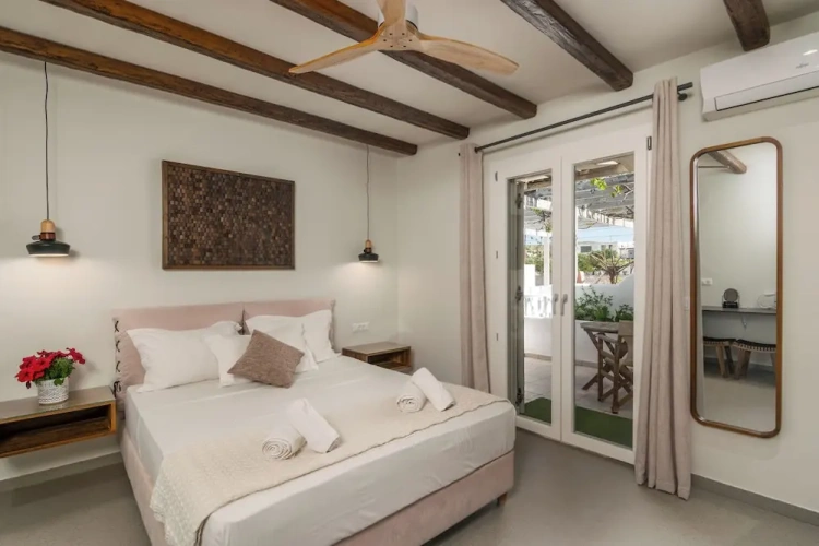 Deluxe Double room with balcony