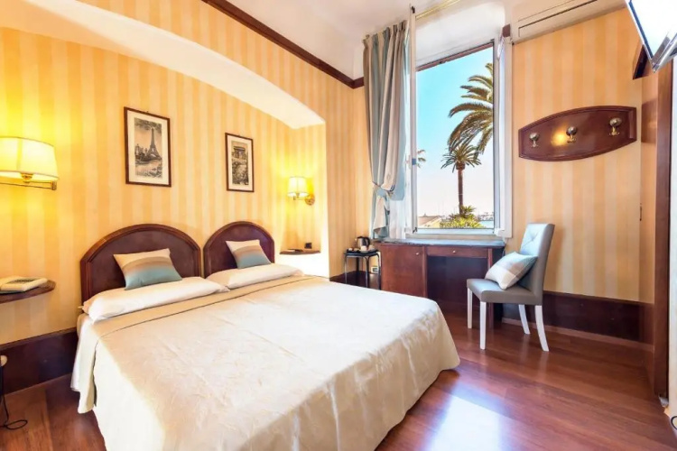 Hotel Mirò