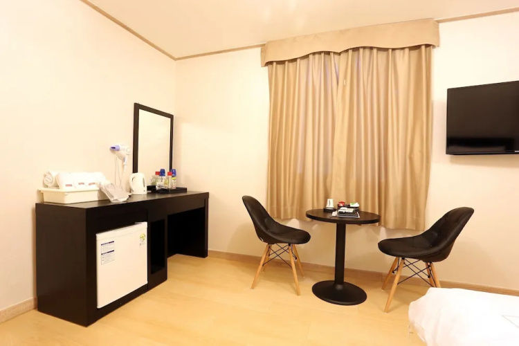 Anseong (Gongdo) Gallery