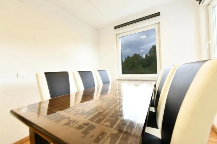 3 Bedrooms Double Apartment