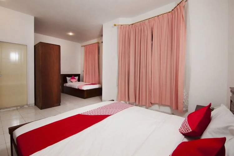 OYO 552 Raz House